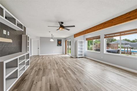 507 Limerock NW Cedar Rapids IA 52405
