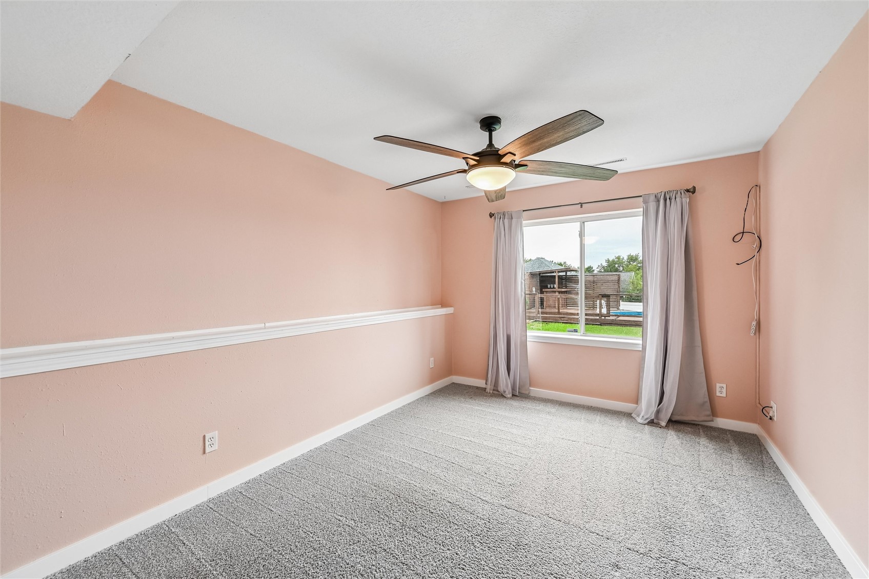 507 Limerock NW Cedar Rapids IA 52405