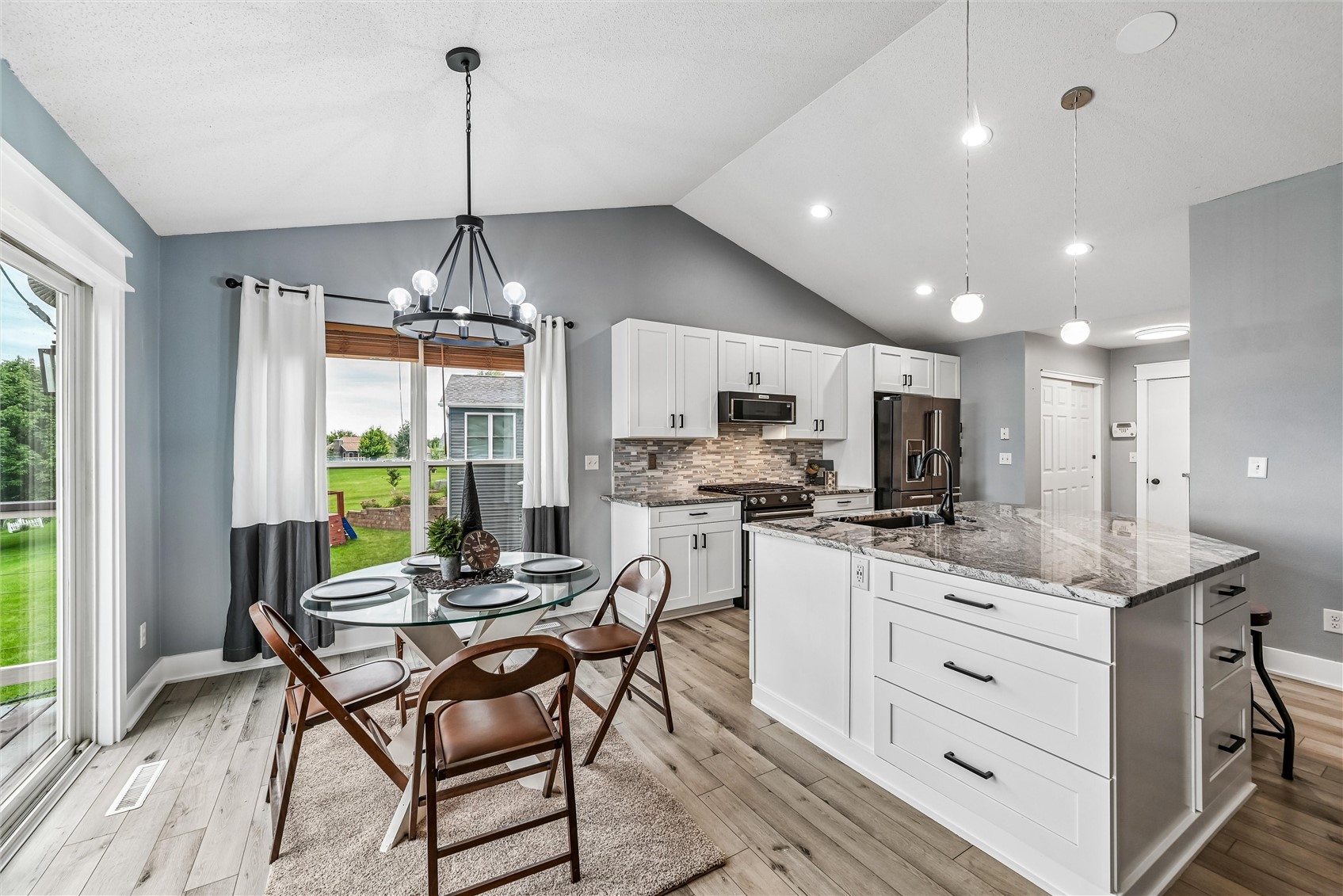 507 Limerock NW Cedar Rapids IA 52405