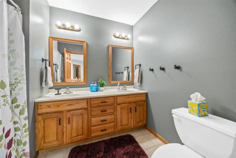 5185 Elderton Drive Marion IA 52302