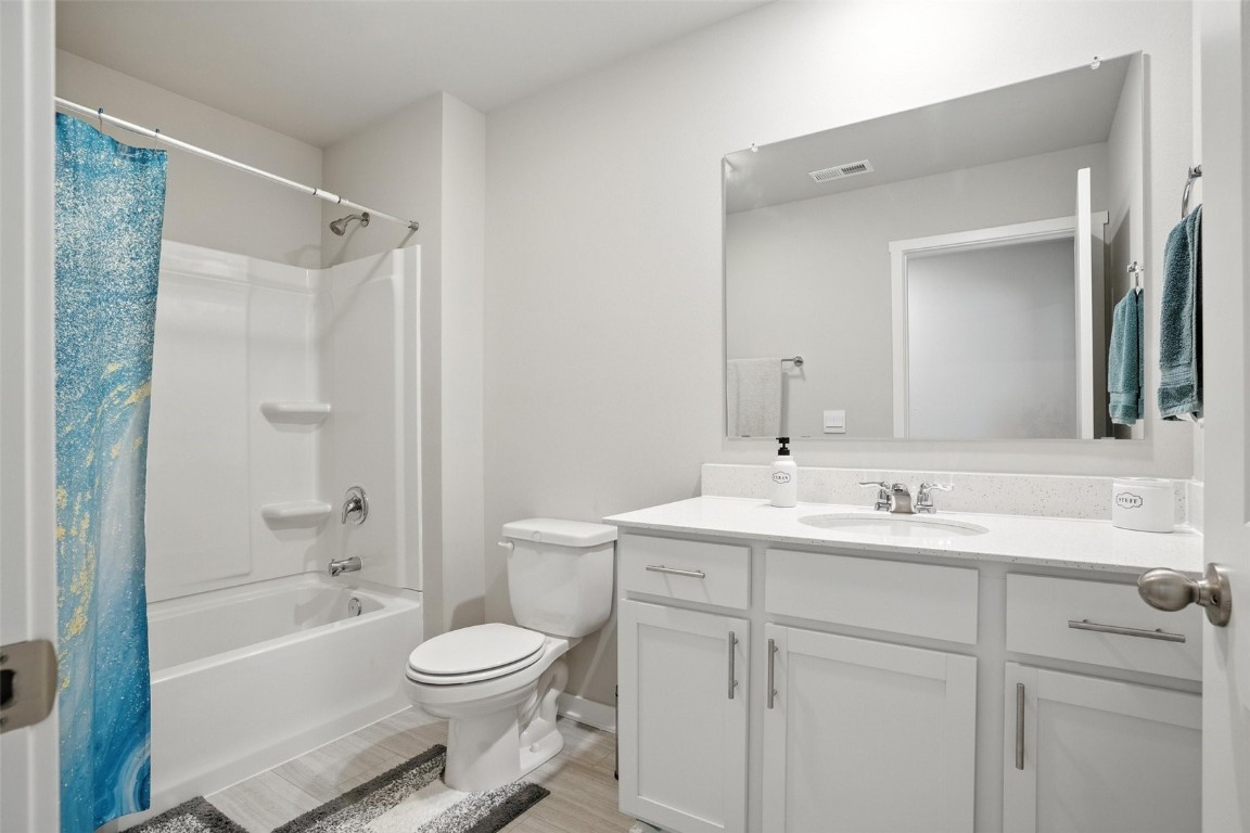 717 E Bear Drive Tiffin IA 52340