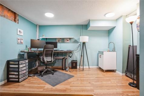 627 32nd Street SE Cedar Rapids IA 52403