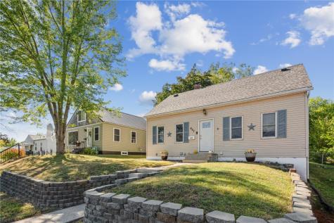 627 32ND Street SE Cedar Rapids IA 52403