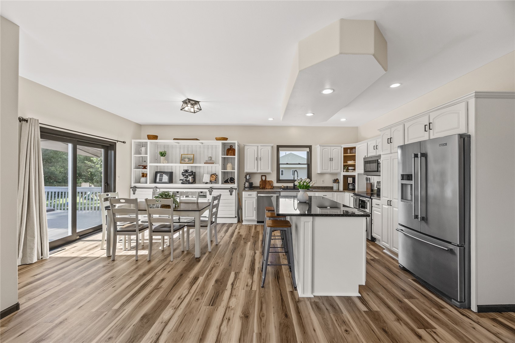 7987 218th Avenue Martelle IA 52305