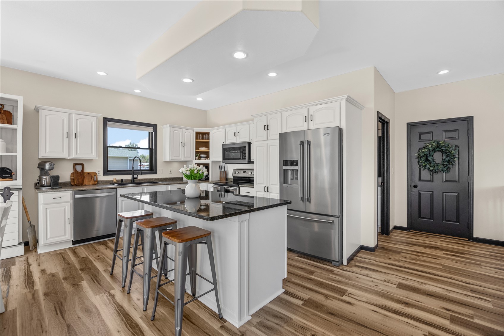 7987 218th Avenue Martelle IA 52305