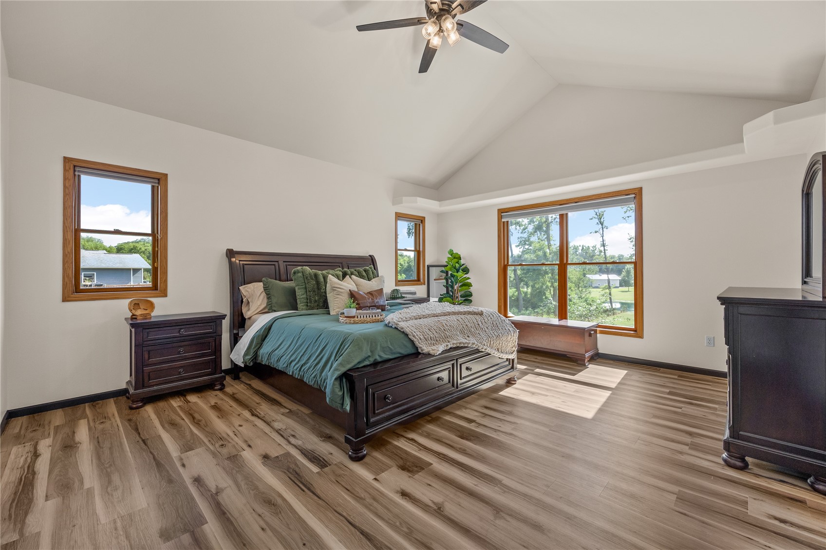 7987 218th Avenue Martelle IA 52305