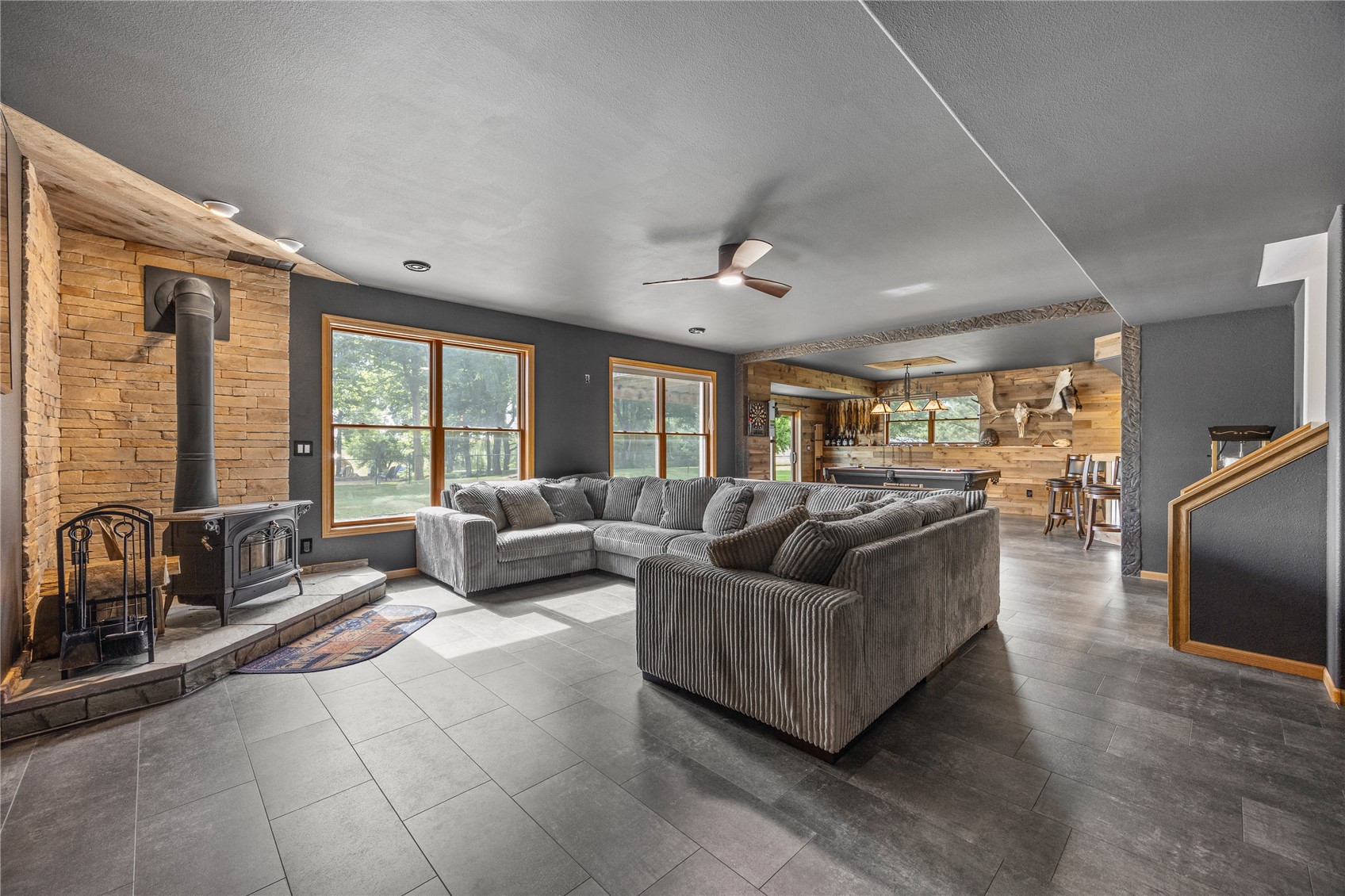 7987 218th Avenue Martelle IA 52305