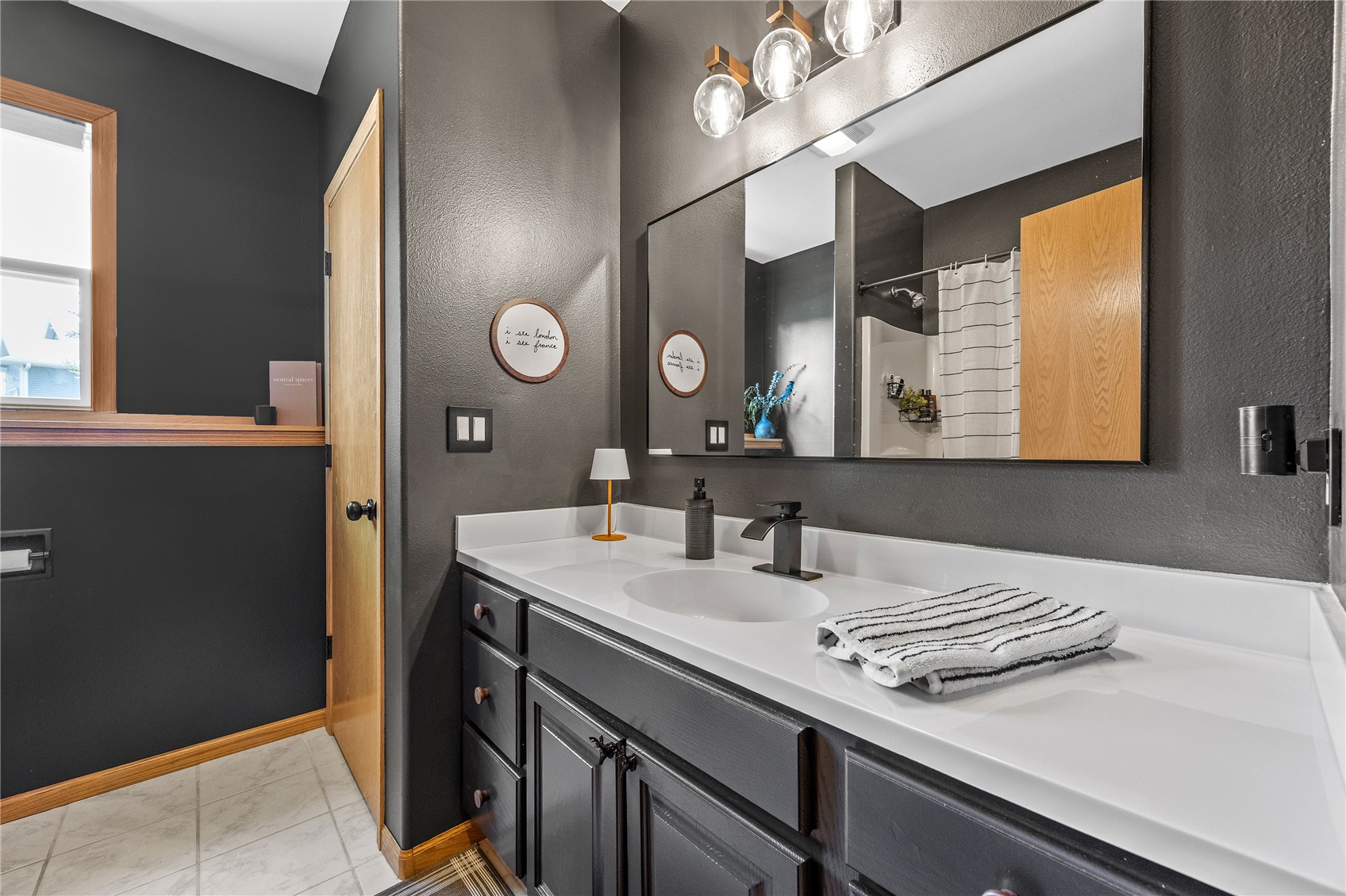7987 218th Avenue Martelle IA 52305