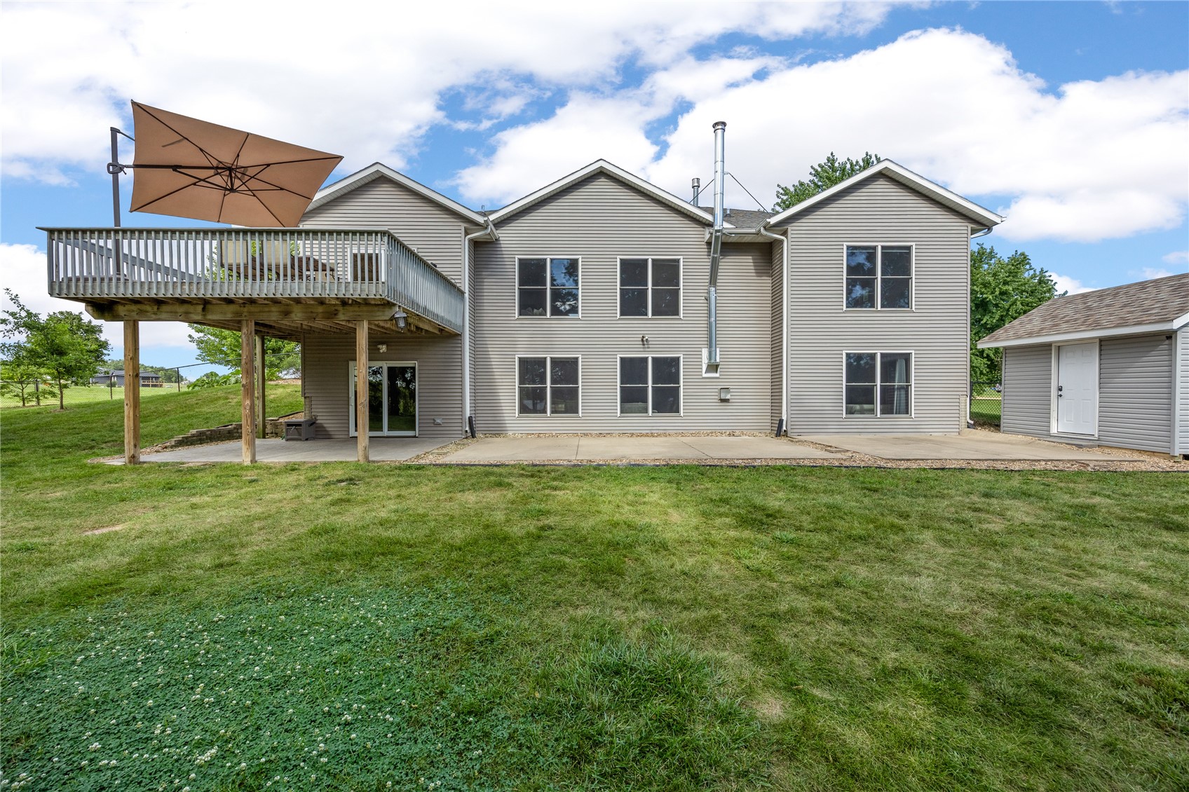 7987 218th Avenue Martelle IA 52305