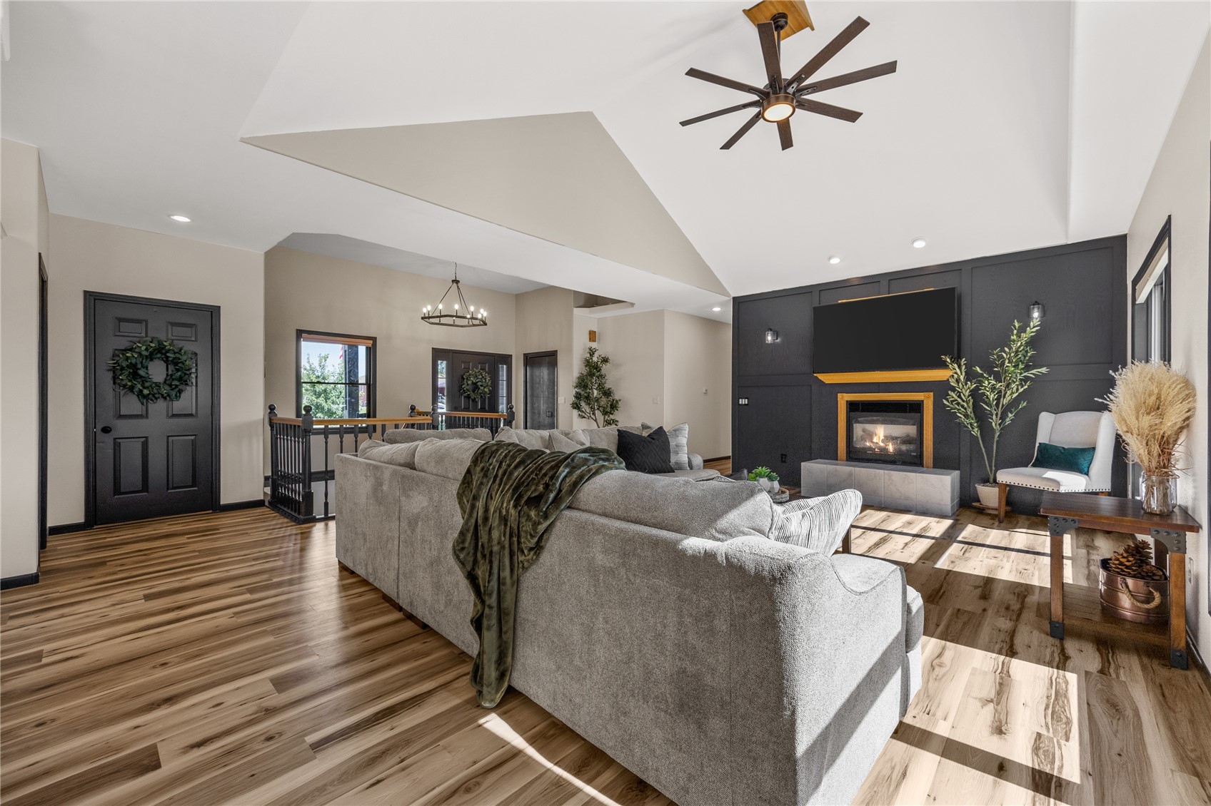 7987 218th Avenue Martelle IA 52305