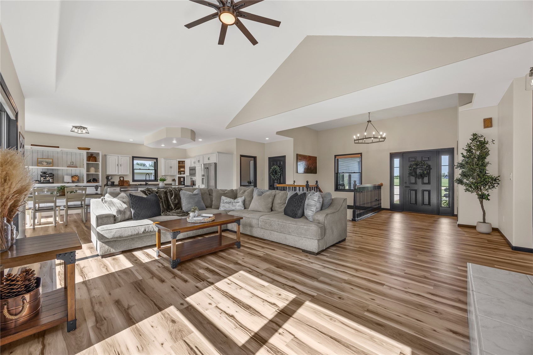 7987 218th Avenue Martelle IA 52305