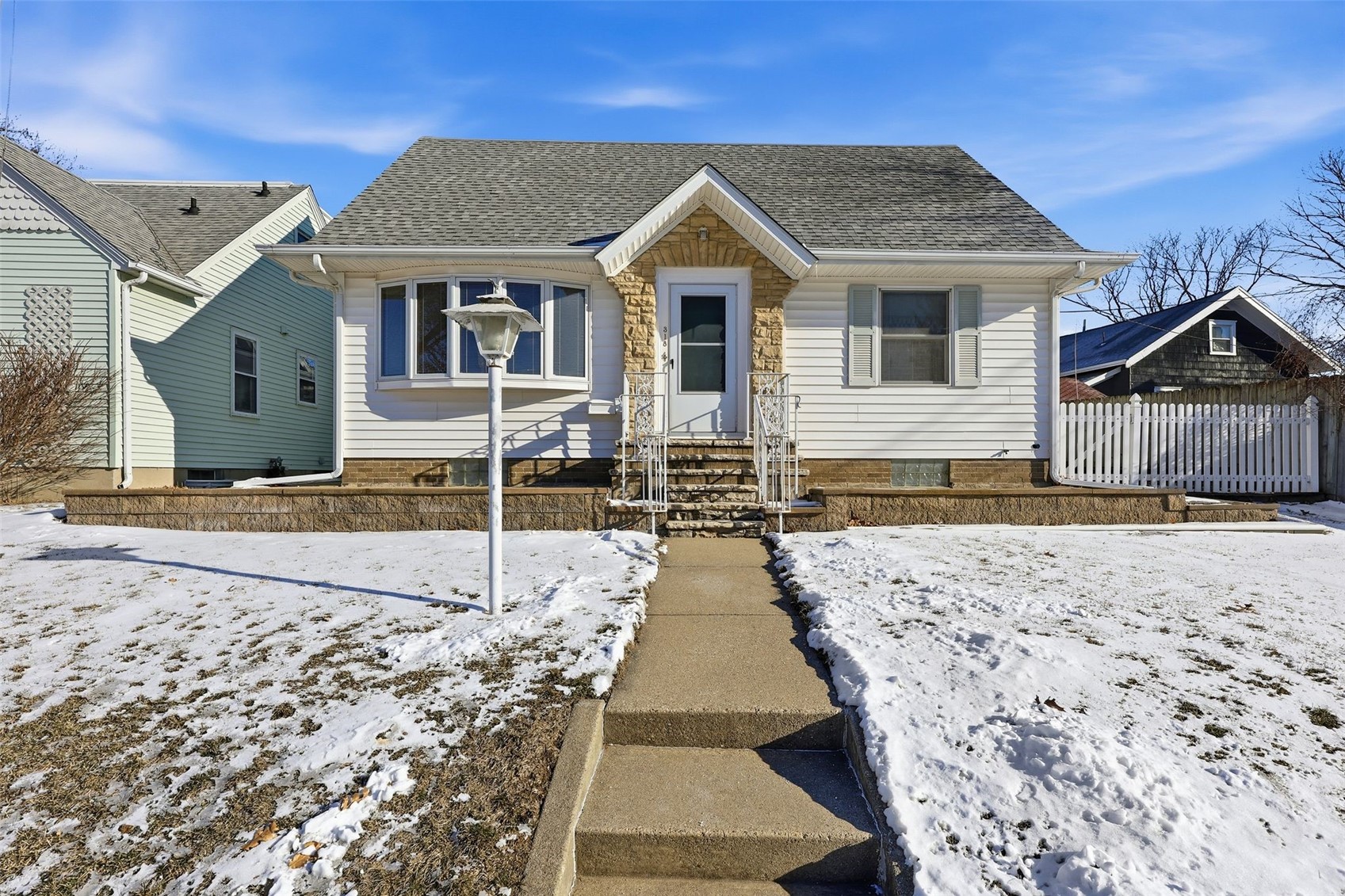 318 22nd Street NE Cedar Rapids IA 52402
