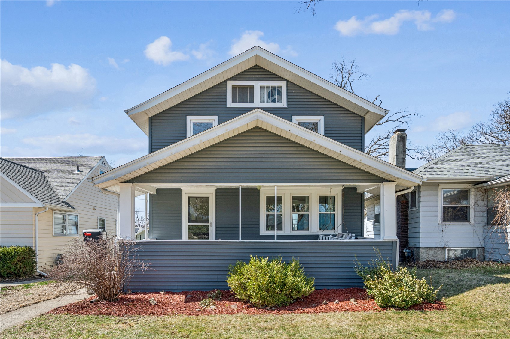 1047 Daniels Street NE Cedar Rapids IA 52402