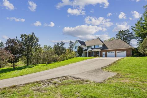 1837 Jordan Creek Road NE Solon IA 52333