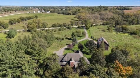 1837 Jordan Creek Road NE Solon IA 52333