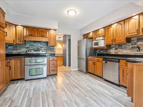 396 Red Fox Road SE Cedar Rapids IA 52403