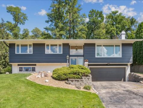 396 Red Fox Road SE Cedar Rapids IA 52403