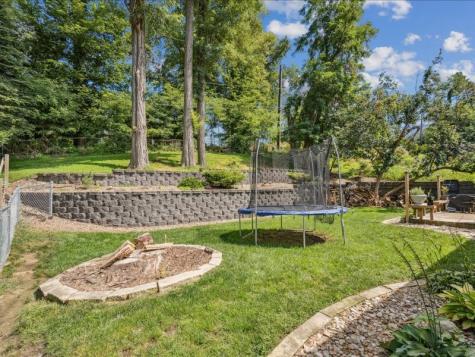 396 Red Fox Road SE Cedar Rapids IA 52403
