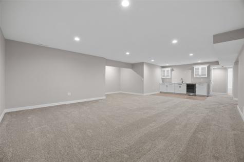 1609 38th Street SE Cedar Rapids IA 52403