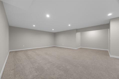 1609 38th Street SE Cedar Rapids IA 52403
