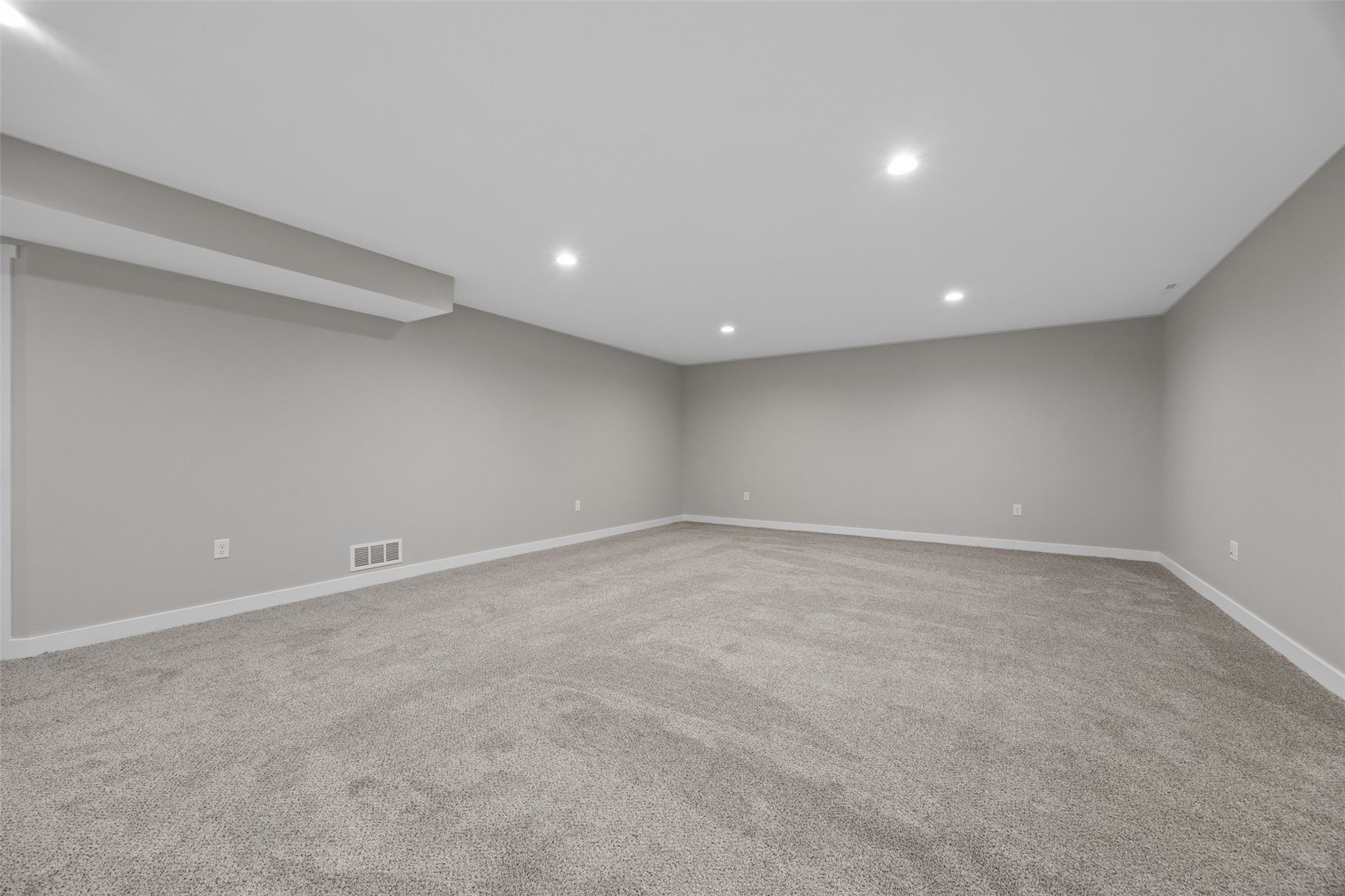 1609 38th Street SE Cedar Rapids IA 52403