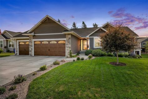 1626 Prairie Rose Drive SW Cedar Rapids IA 52404