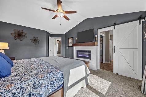 1626 Prairie Rose Drive SW Cedar Rapids IA 52404