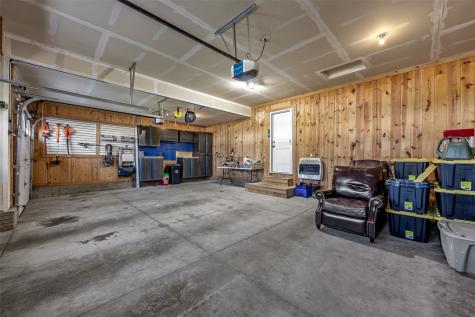 1626 Prairie Rose Drive SW Cedar Rapids IA 52404