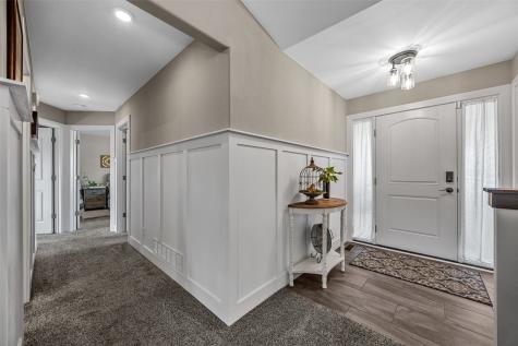 1626 Prairie Rose Drive SW Cedar Rapids IA 52404
