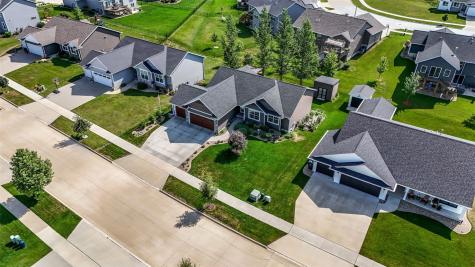 1626 Prairie Rose Drive SW Cedar Rapids IA 52404