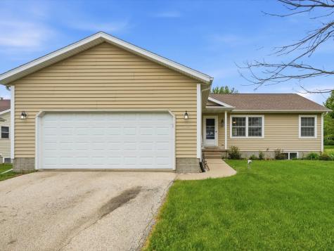 1009 Business 30 SW Mt Vernon IA 52314