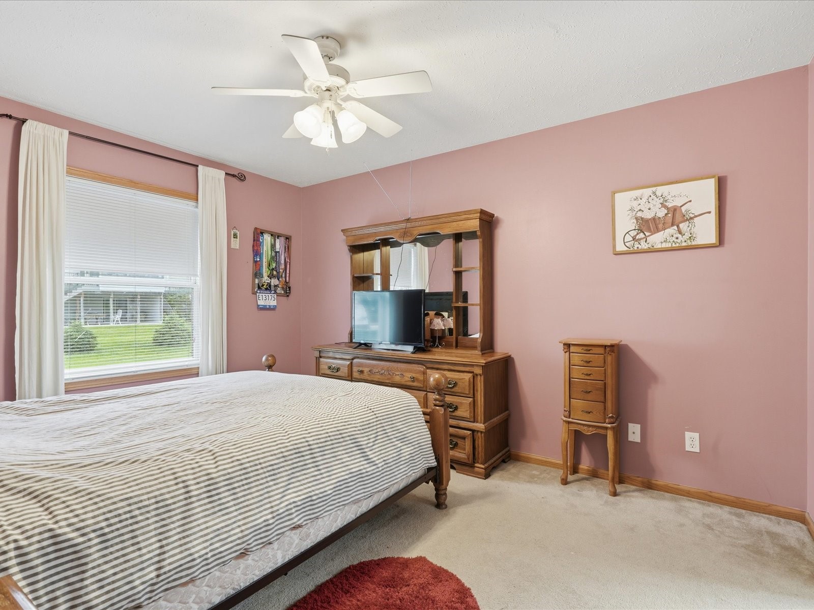 1009 Business 30 SW Mt Vernon IA 52314