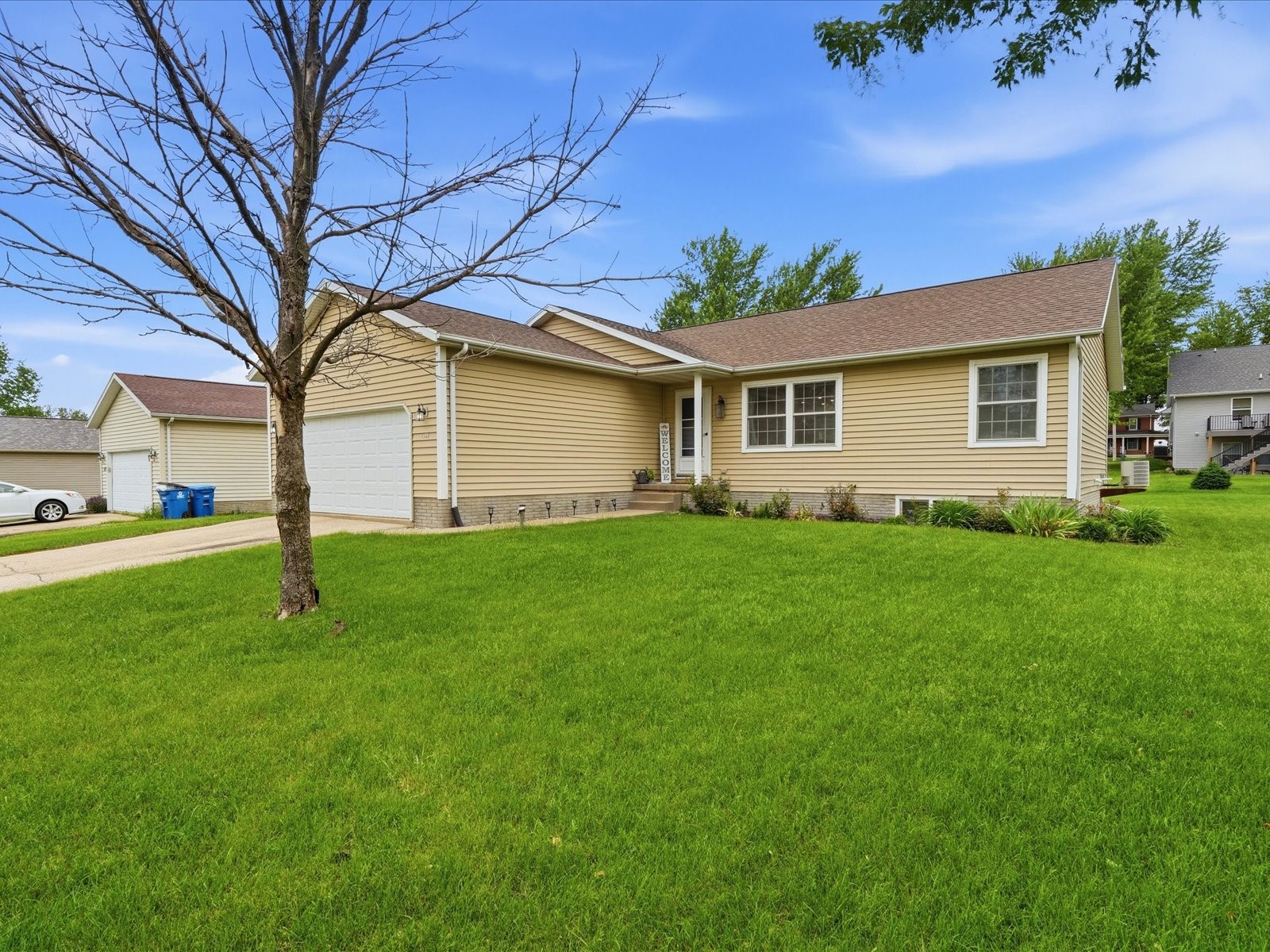 1009 Business 30 SW Mt Vernon IA 52314
