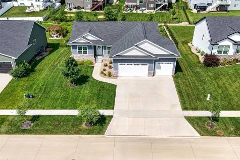 4064 Aster Court Marion IA 52302