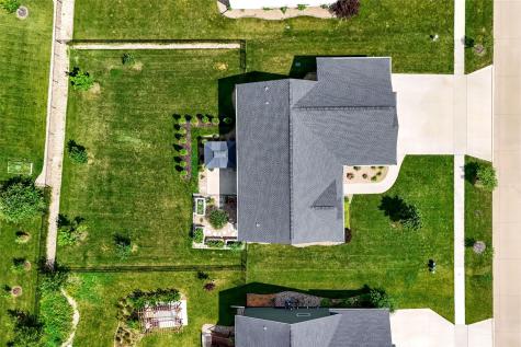 4064 Aster Court Marion IA 52302