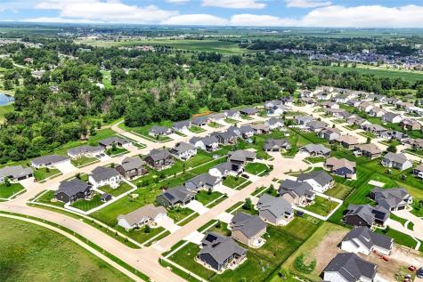 4064 Aster Court Marion IA 52302