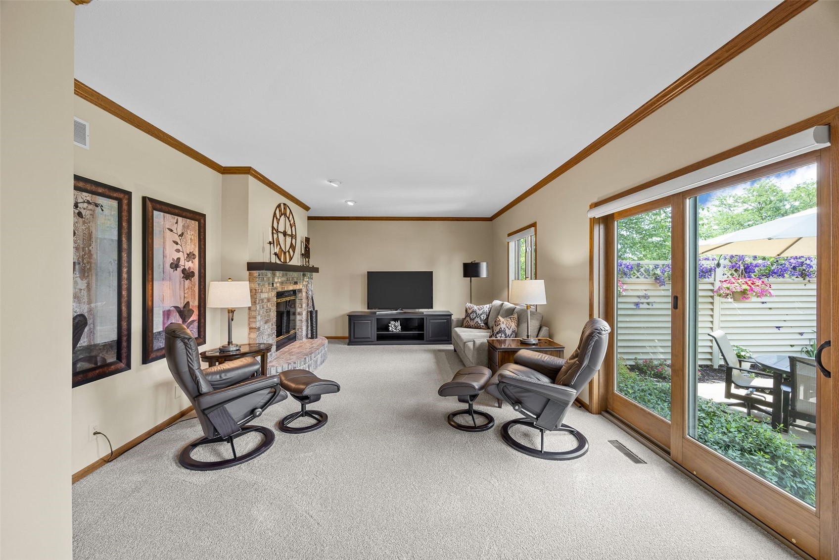3120 Falcon Drive NE Cedar Rapids IA 52402