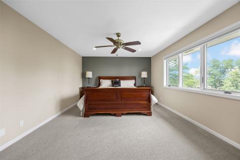3120 Falcon Drive NE Cedar Rapids IA 52402