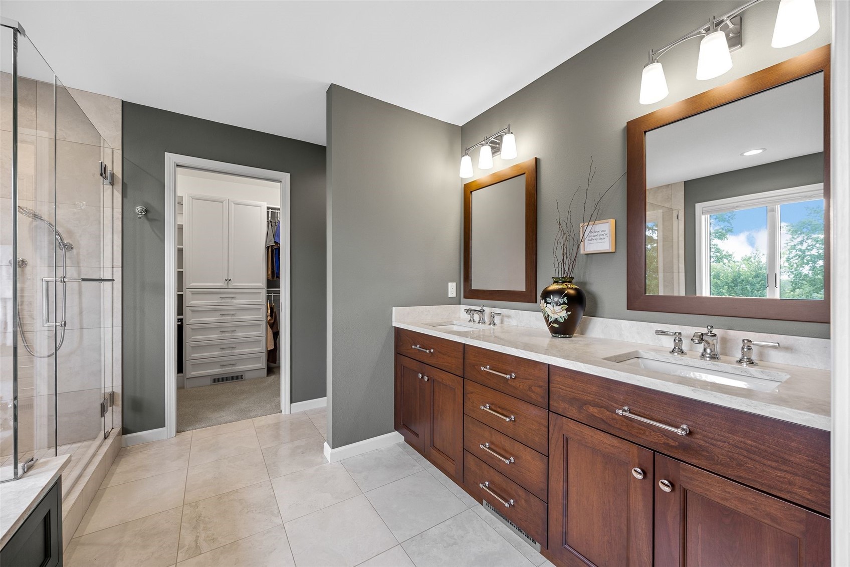 3120 Falcon Drive NE Cedar Rapids IA 52402
