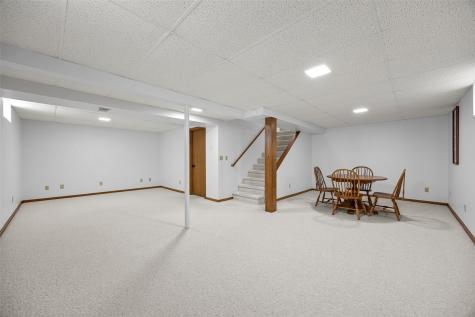 3120 Falcon Drive NE Cedar Rapids IA 52402