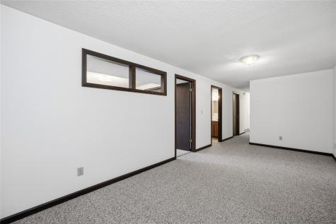 4140 Elkhorn Drive Cedar Rapids IA 52411