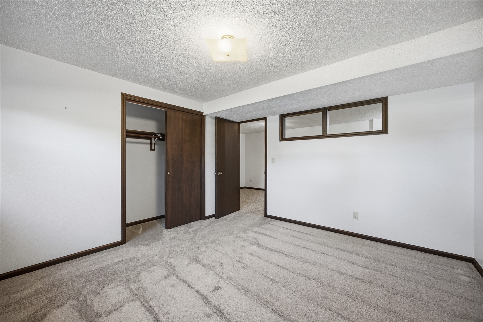 4140 Elkhorn Drive Cedar Rapids IA 52411