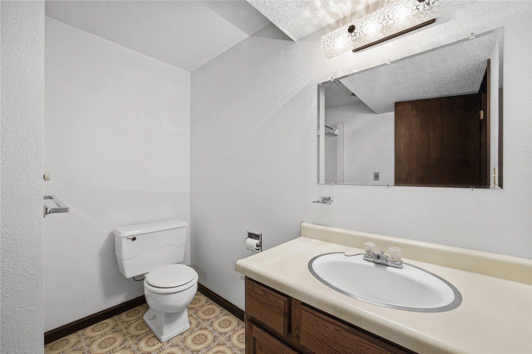 4140 Elkhorn Drive Cedar Rapids IA 52411