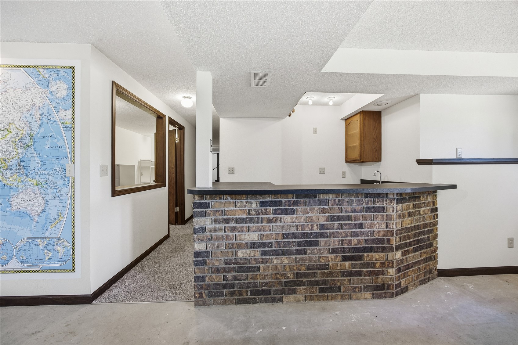 4140 Elkhorn Drive Cedar Rapids IA 52411