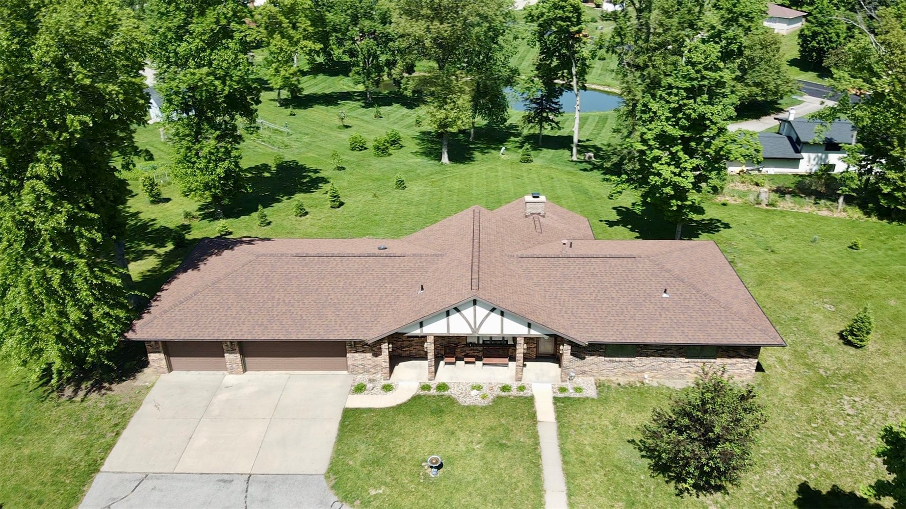 4140 Elkhorn Drive Cedar Rapids IA 52411