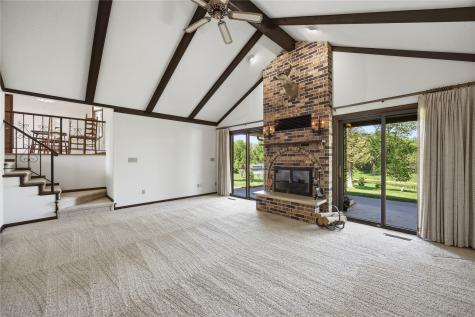 4140 Elkhorn Drive Cedar Rapids IA 52411