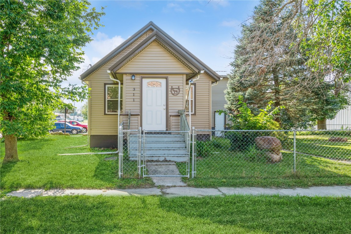 311 Commercial Street Martelle IA 52305