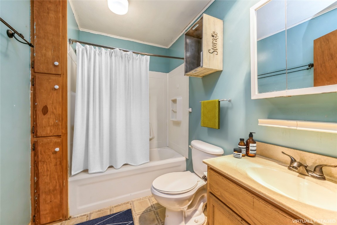 311 Commercial Street Martelle IA 52305