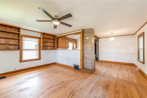 311 Commercial Street Martelle IA 52305