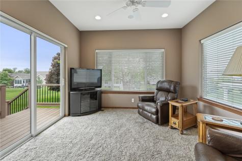 250 Ridgewood Drive Hiawatha IA 52233